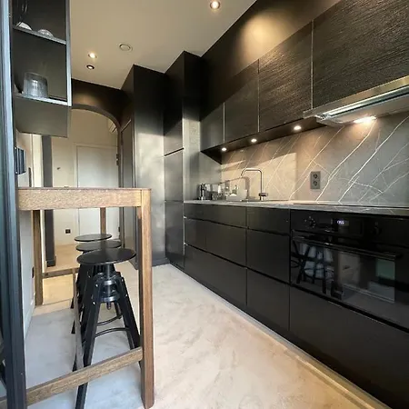 Casa Clementina - 3 Bedroom In A Art-nouveau House * Gent