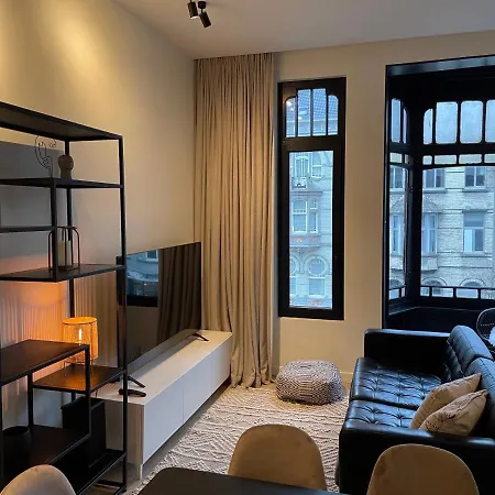 Appartement Casa Clementina - 3 Bedroom In A Art-nouveau House Gent