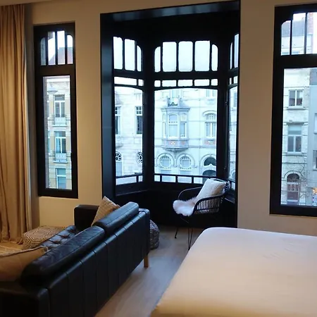 Casa Clementina - 3 Bedroom In A Art-nouveau House Apartment Ghent